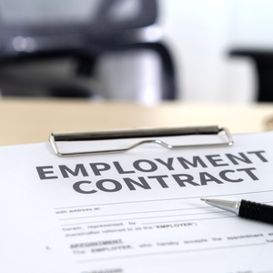 Missouri Court of Appeals holds an employer may not reserve the right to litigate claims against an employee in court while simultaneously restricting the employee to arbitrate her employment claims.